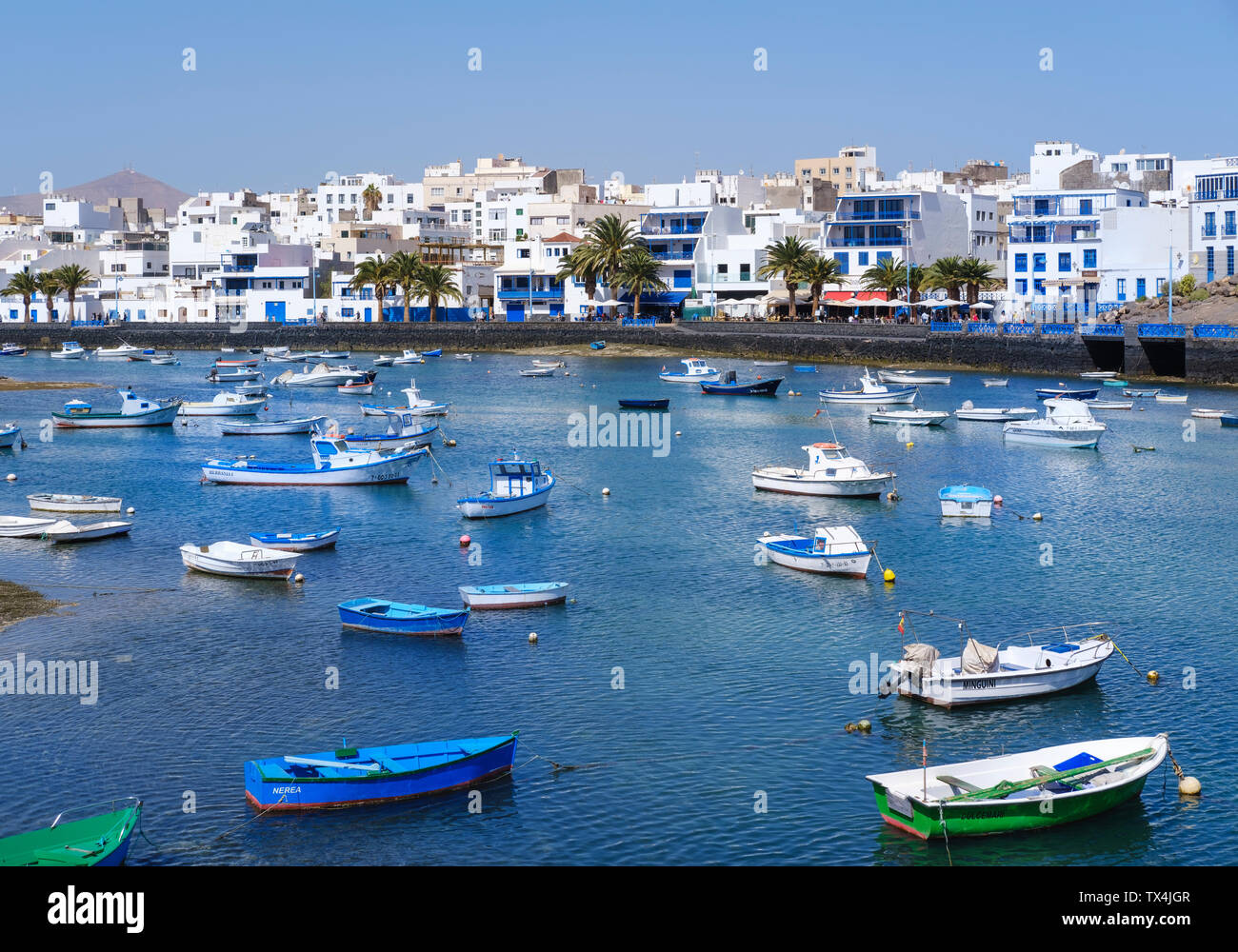 Spanien, Kanarische Inseln, Lanzarote, Arrecife, die Lagune Charco de San Gines, Fischerboote Stockfoto