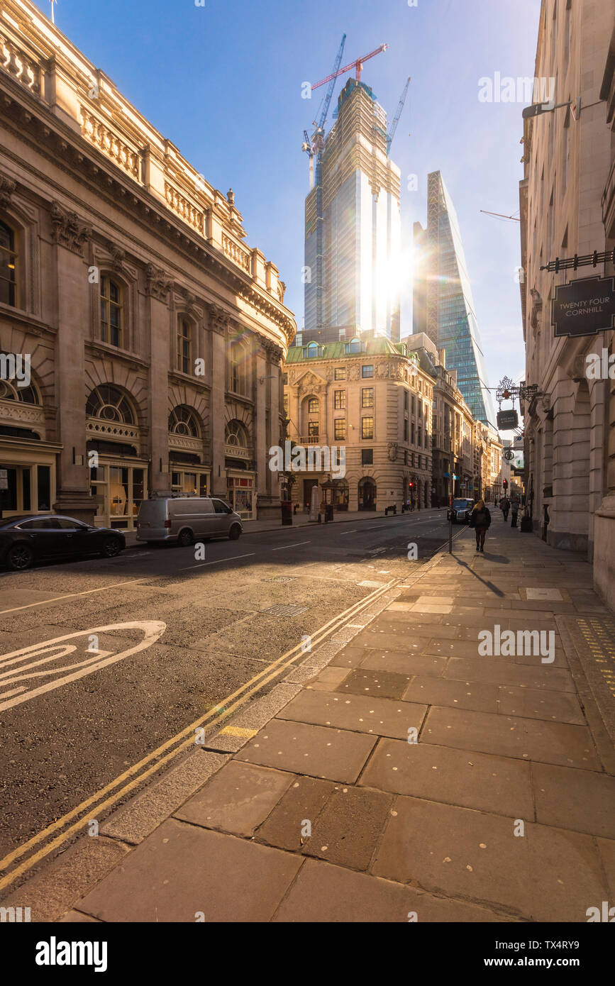 UK, London, Liverpool Street, Financial District mit der Shard im Hintergrund Stockfoto