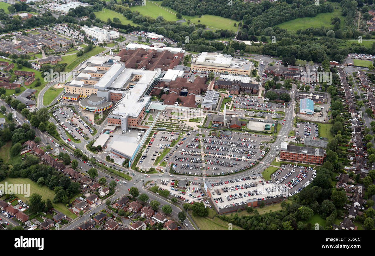 Luftaufnahme des Royal Stoke University Hospital, Staffordshire, UK Stockfoto