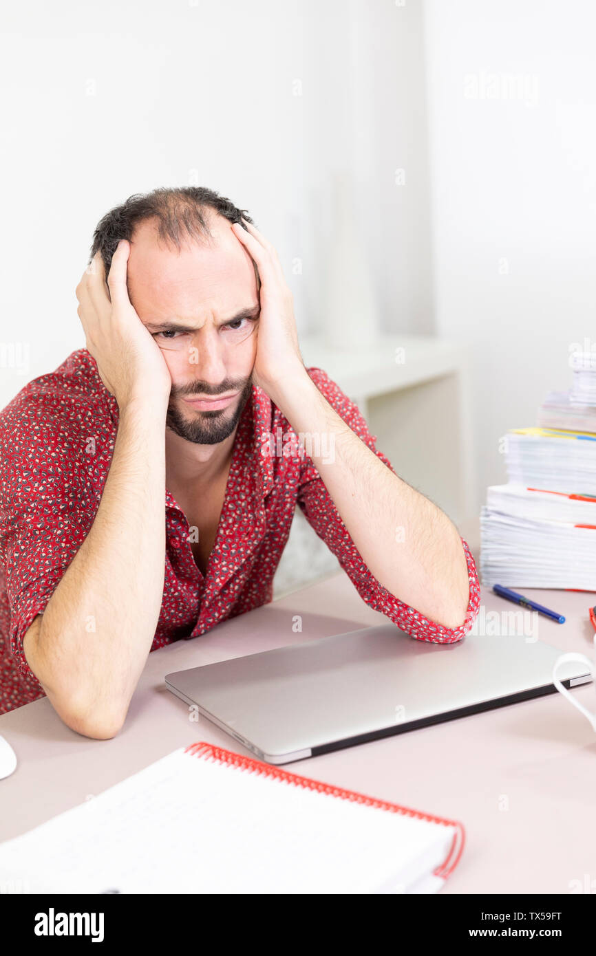 Über-arbeitete Stockfoto