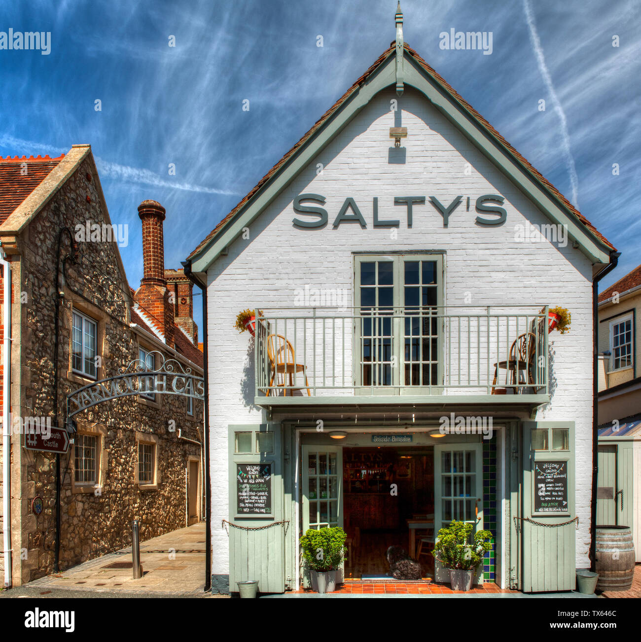 Weißes Gebäude aus Holz in der Isle of Wight, England. Stockfoto