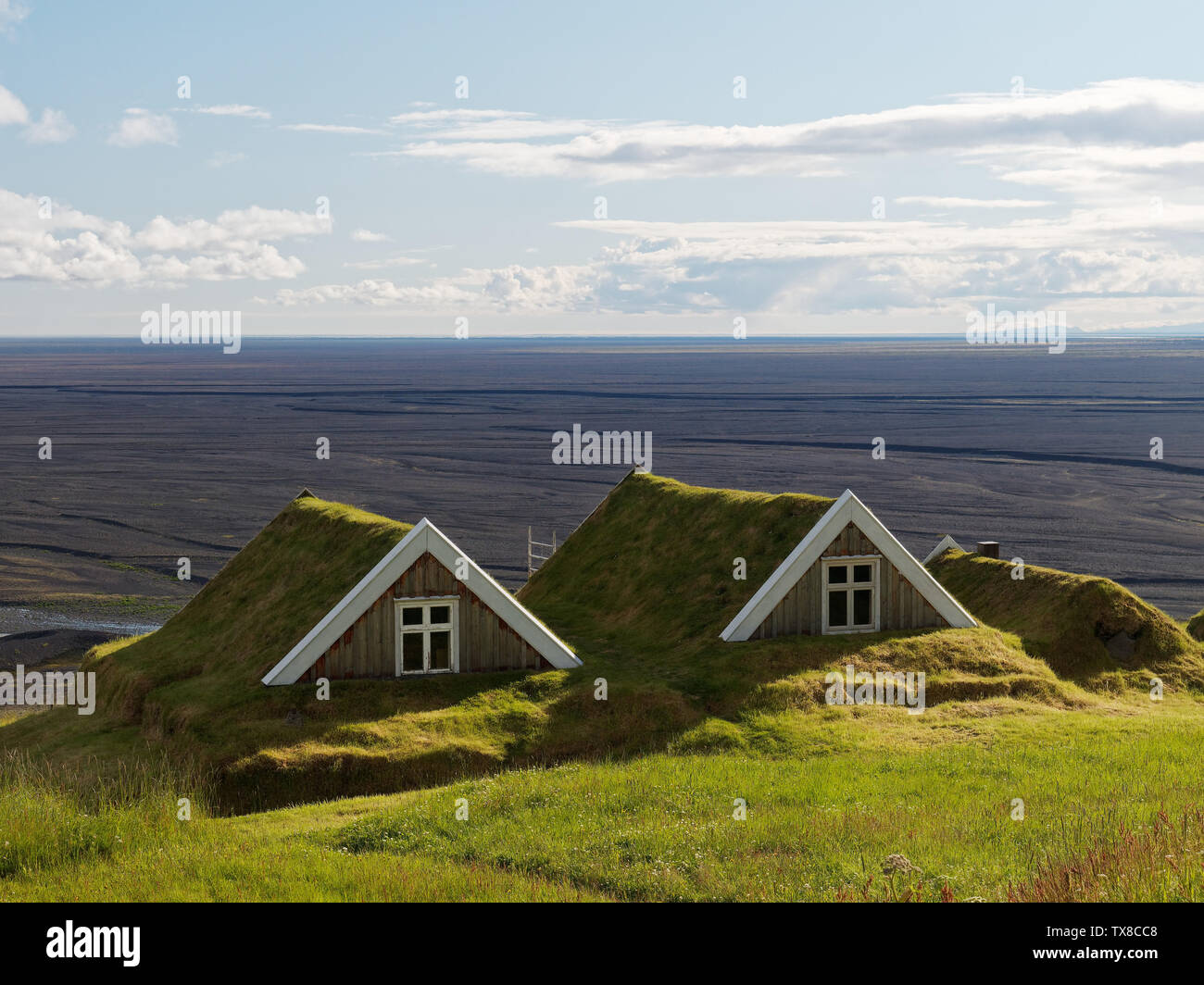 Zwei alte Cottages in Island Stockfoto