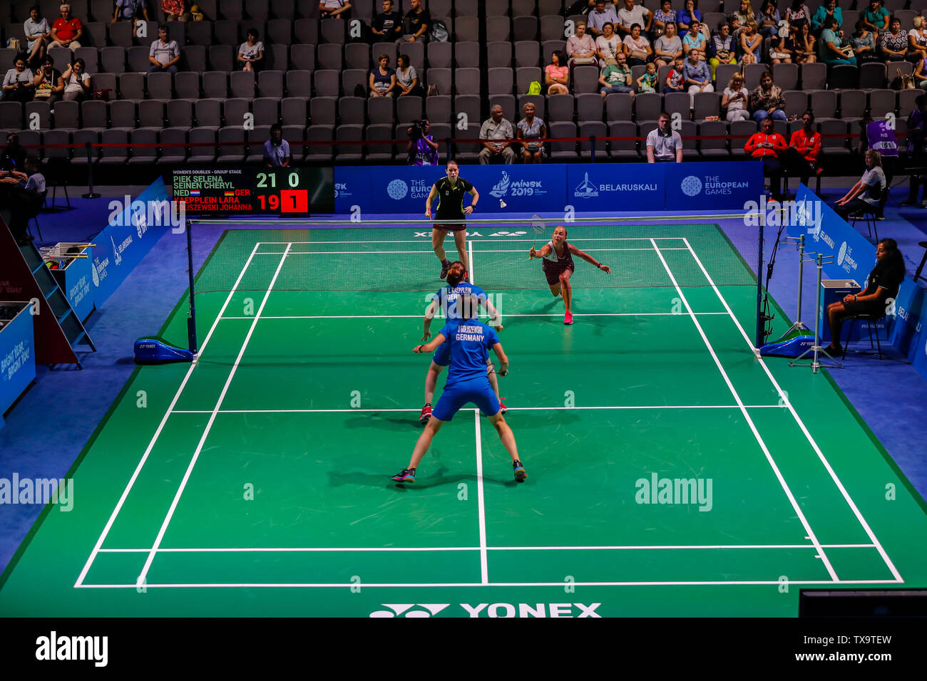 24. juni 2019 Minsk, Weißrussland Europaspiele 2019 Badminton: Selena Piek und Cheryl seinen aus den Niederlanden gegen Lara Kaepplein und Johanna Goliszewski aus Deutschland Stockfoto