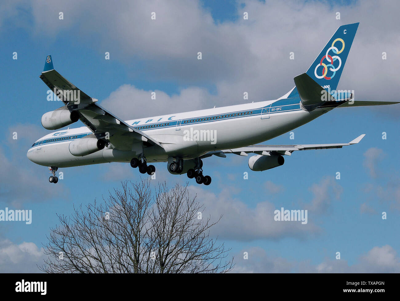 Olympic airlines Stockfotos und -bilder Kaufen - Alamy
