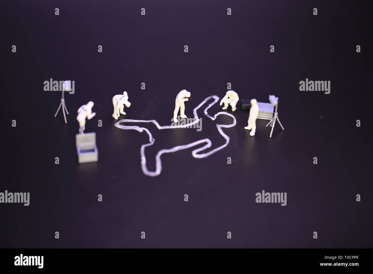 Mord Team vor Ort untersuchen, tote Körper gefunden Stockfoto