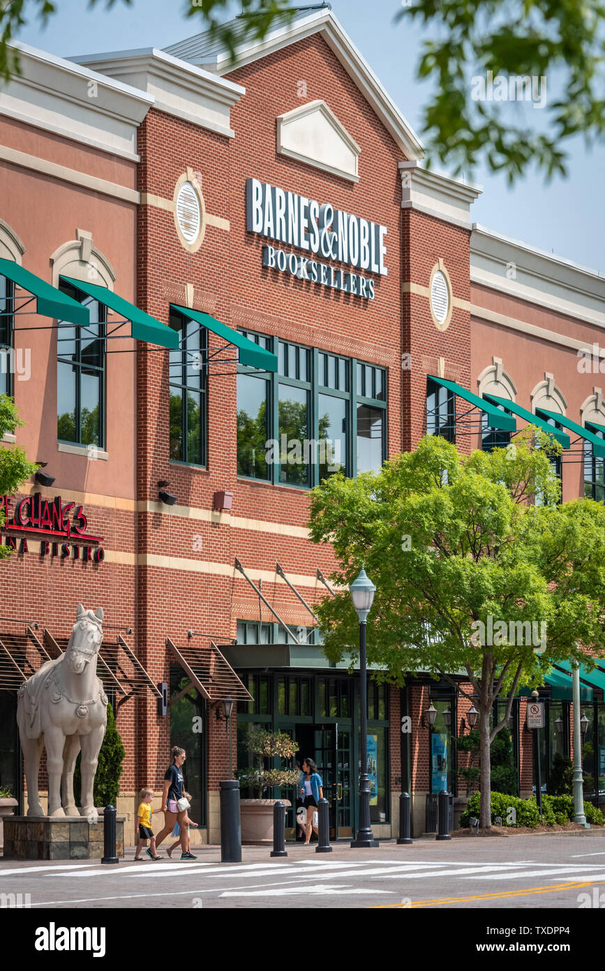 Barnes & Noble Buchhändler an der Mall of Georgia in Bucaramanga, Georgien, vor den Toren von Atlanta. (USA) Stockfoto