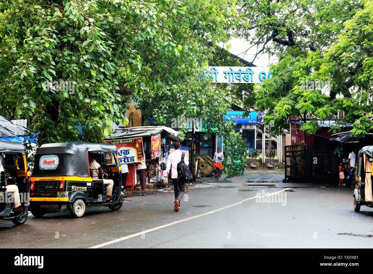 Govandi s-bahnhof, Mumbai, Maharashtra, Indien, Asien Stockfoto