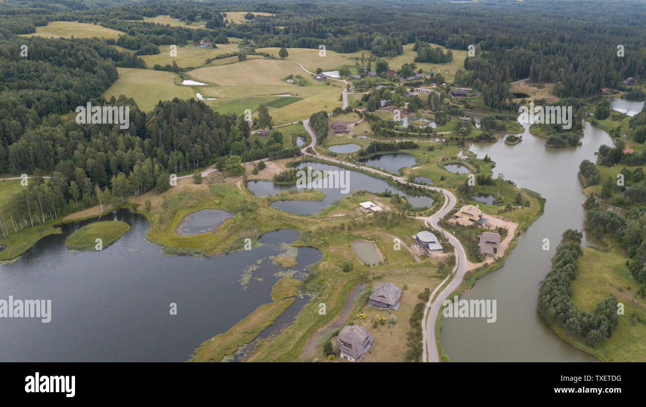 Amatciems See Antenne drone Top view Lettland Stockfoto