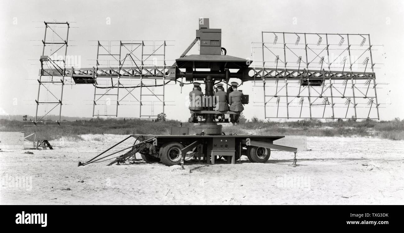 Der SCR-268 Radar (Signal Corps Radio n° 268), erste Radar System der US-Armee. New Jersey, USA, 1940 Stockfoto