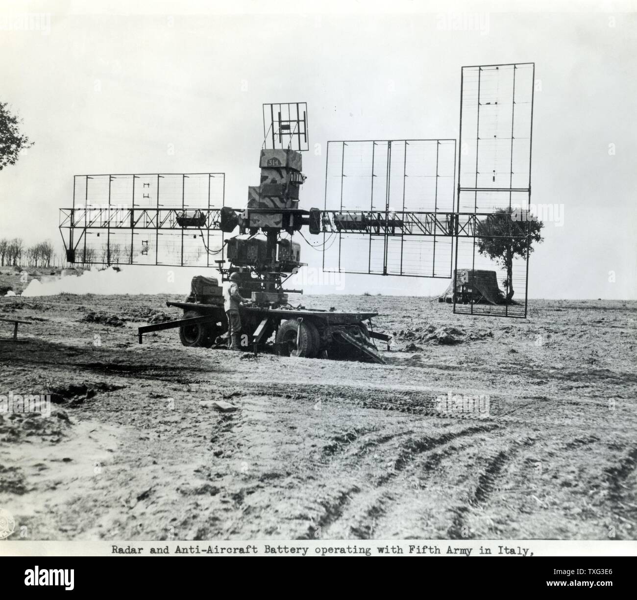 SCR-268 Radar für Anti-aircraft Warfare von der 5. amerikanischen Armee in Italien. 1944 Stockfoto