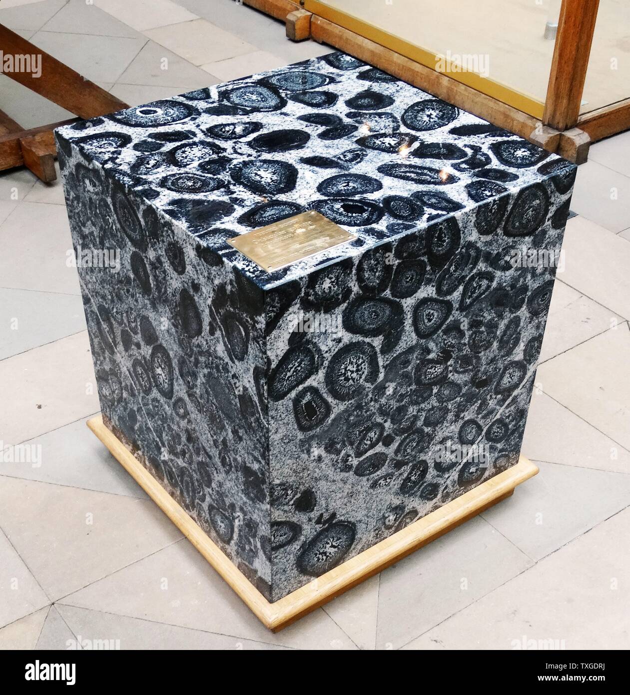 Kugelförmige Granit, ein ungewöhnlich Tiefengestein Art, die in der Regel Granit Zusammensetzung ist. Stockfoto
