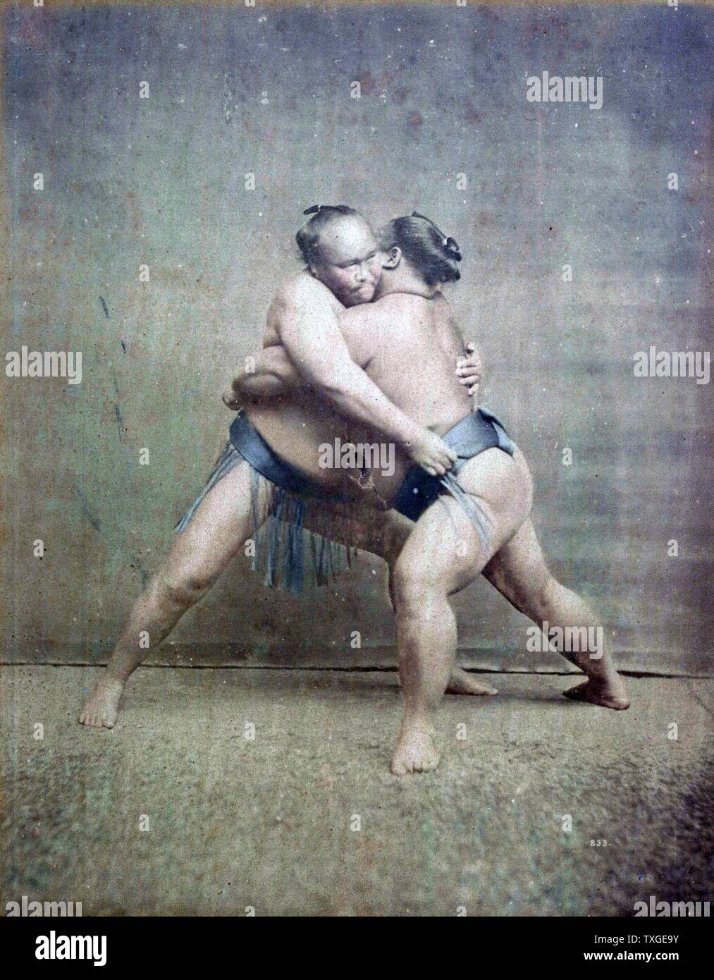 Handkolorierten Foto des japanischen Sumo-Ringer von Felice Beato (1832-1909) Italienisch-britischen Fotografen. Datiert 1869 Stockfoto