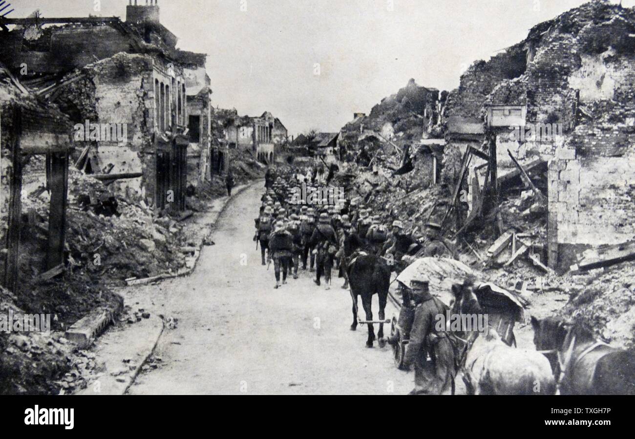 Erster Weltkrieg: Bapaume in Frankreich von den Deutschen besetzt wurde, am 26. September 1914 Stockfoto