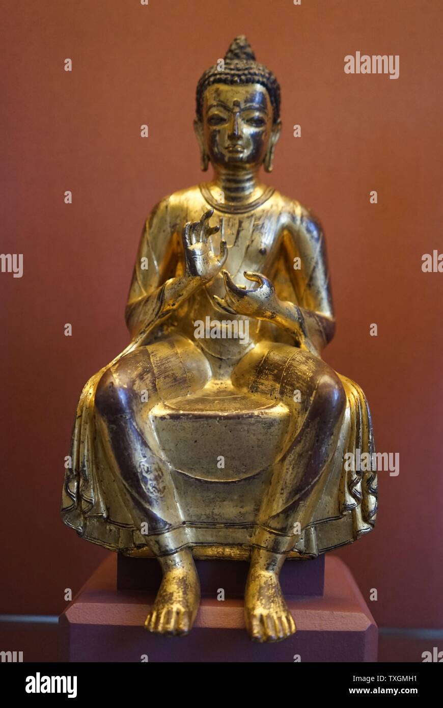Sitzende Bodhisattva Maitreya. Maitreya erscheint auf der Erde in der Zukunft vollständige Erleuchtung erlangen, und der reinen Dharma Lehren. Vom 10. Jahrhundert Stockfoto
