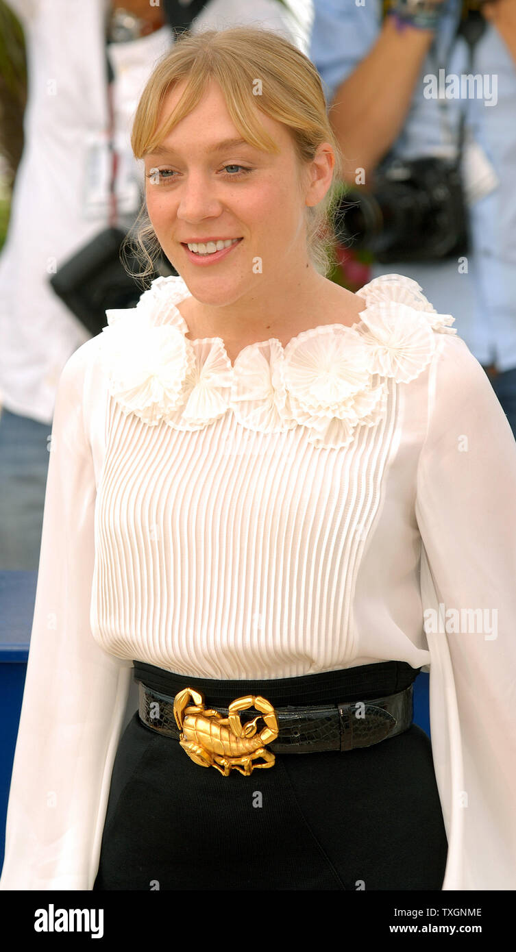Chloe Sevigny nimmt ein Foto für 'Zodiac' auf der Terrasse Riviera am 60. Filmfestival in Cannes Cannes, Frankreich am 17. Mai 2007. (UPI Foto/Christine Kauen) Stockfoto