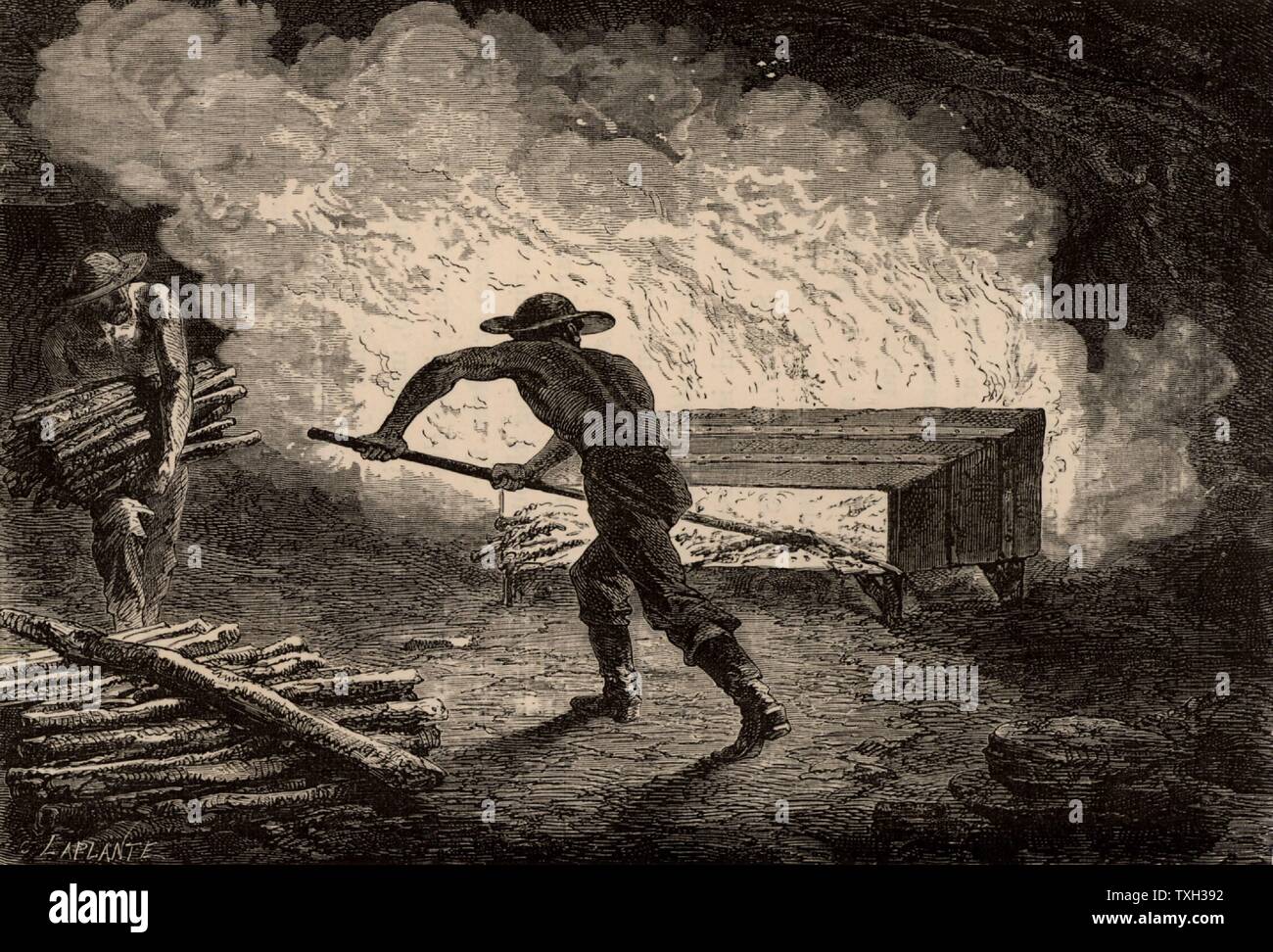 Bergleute bis Brechen von Gestein durch ein Feuer auf. Wenn der Rock gekühlt würde es knacken und Splittern, die es locker mit Spitzhacken zu arbeiten. Mehr brechen könnte erreicht werden, b kaltes Wasser über die Hot Rock ausgießen. Dieser Prozess wurde in Sachsen, Ungarn und der Harz Minen vor der Einführung von Sprengarbeiten Pulver verwendet. Von "unterirdische Leben; Oder, Bergwerke und Bergleute" von Louis Simonin (London, 1869). Holzstich. Bergbau. Stockfoto Bergleute bis Brechen von Gestein durch ein Feuer auf. Wenn der Rock gekühlt würde es knacken und Splittern, die es locker mit Spitzhacken zu arbeiten. Mehr brechen könnte erreicht werden, b kaltes Wasser über die Hot Rock ausgießen. Dieser Prozess wurde in Sachsen, Ungarn und der Harz Minen vor der Einführung von Sprengarbeiten Pulver verwendet. Von "unterirdische Leben; Oder, Bergwerke und Bergleute" von Louis Simonin (London, 1869). Holzstich. Bergbau. Stockfoto