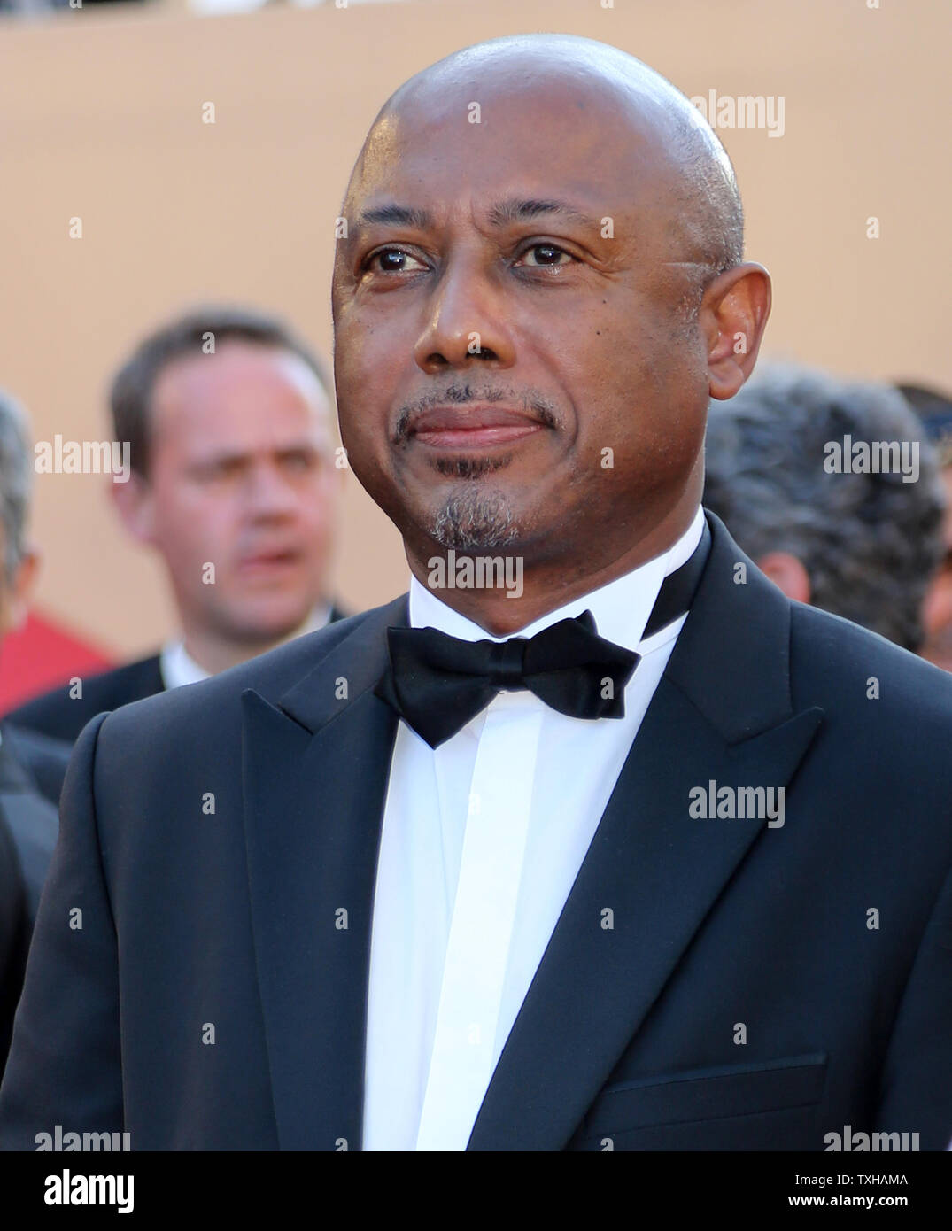 Raoul Peck kommt auf dem roten Teppich vor der Vorführung des Films "Le Passe (der Vergangenheit)", die im Rahmen der 66. jährliche Internationale Filmfestspiele von Cannes in Cannes, Frankreich am 17. Mai 2013. UPI/David Silpa Stockfoto