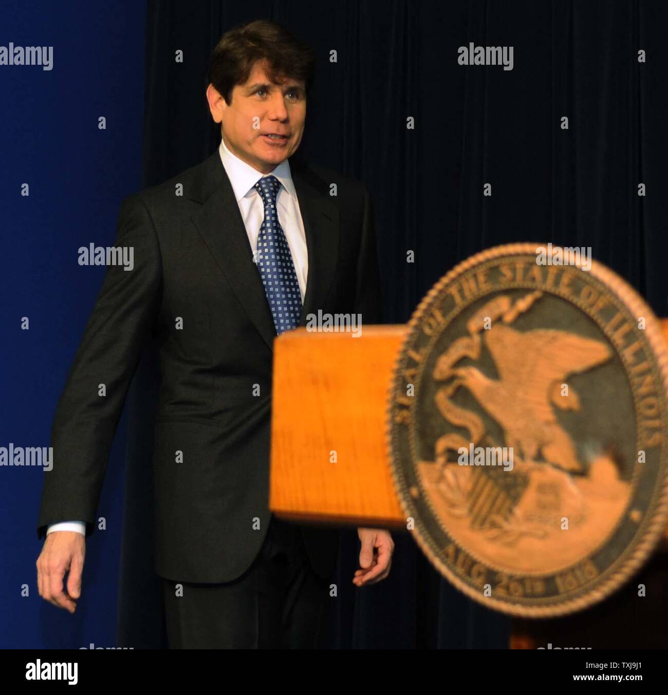 Illinois reg. Rod Blagojevich kommt auf einer Pressekonferenz in der James R. Thompson Center am 23. Januar 2009 in Chicago. Blagojevich plant, seine Amtsenthebung Versuch boykottieren, weil er glaubt, daß es unfair ist. (UPI Foto/David Banken) Stockfoto