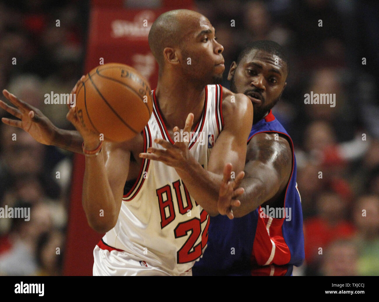 Chicago Bulls Detroit Pistons Basketball Stockfotos Und Bilder Kaufen Alamy