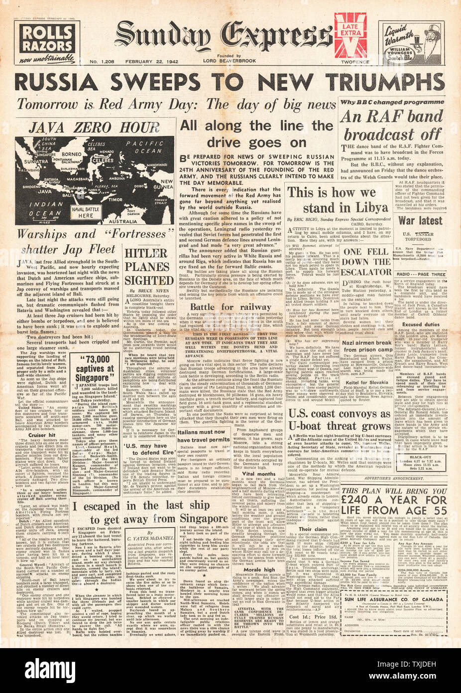 1942 Front page Sunday Express alliierte Schiffe und Flugzeuge Angriff japanische Flotte aus Bali und Belagerung von Leningrad Stockfoto