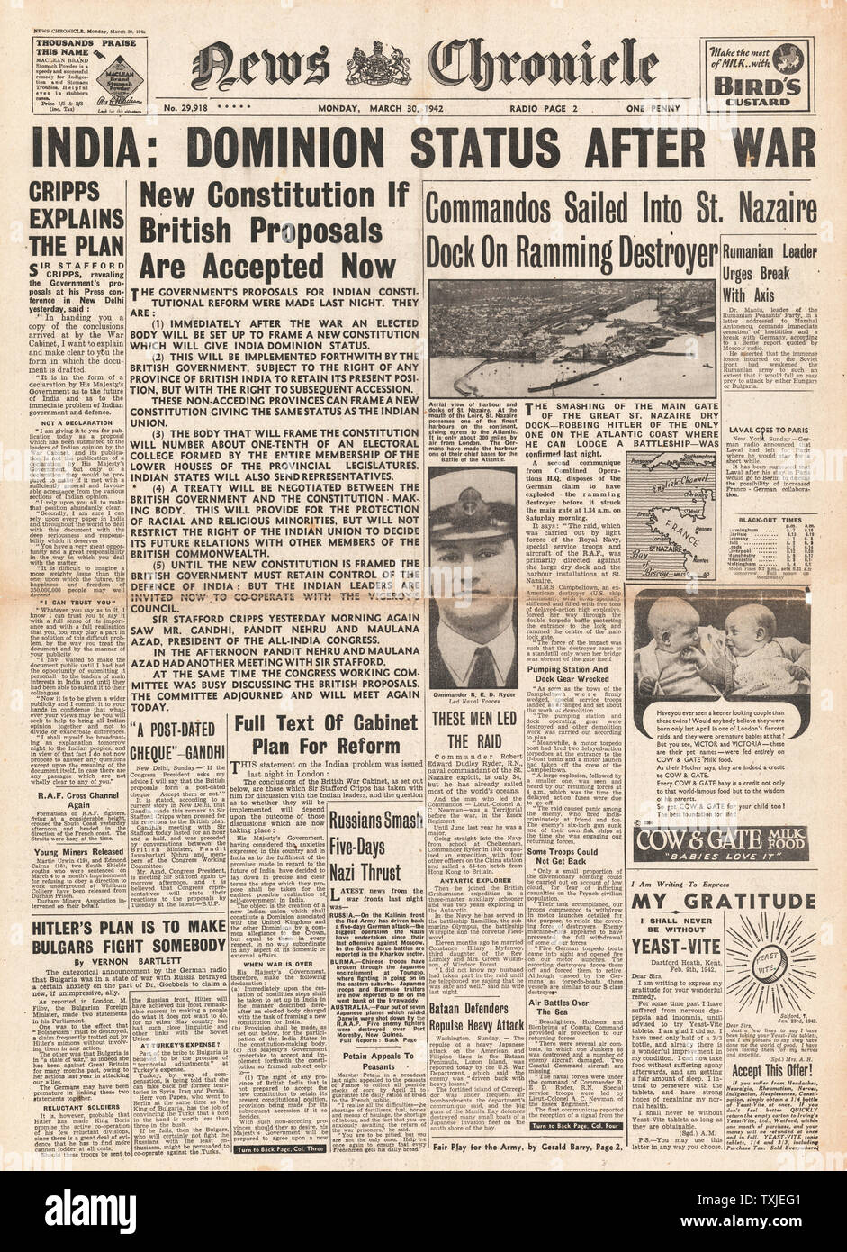 1942 Startseite Nachrichten Chronik British Commando Raid auf Docks an St. Nazaire, japanischen Streitkräfte ein toungoo und Indien voll Dominion Rechte angeboten Stockfoto