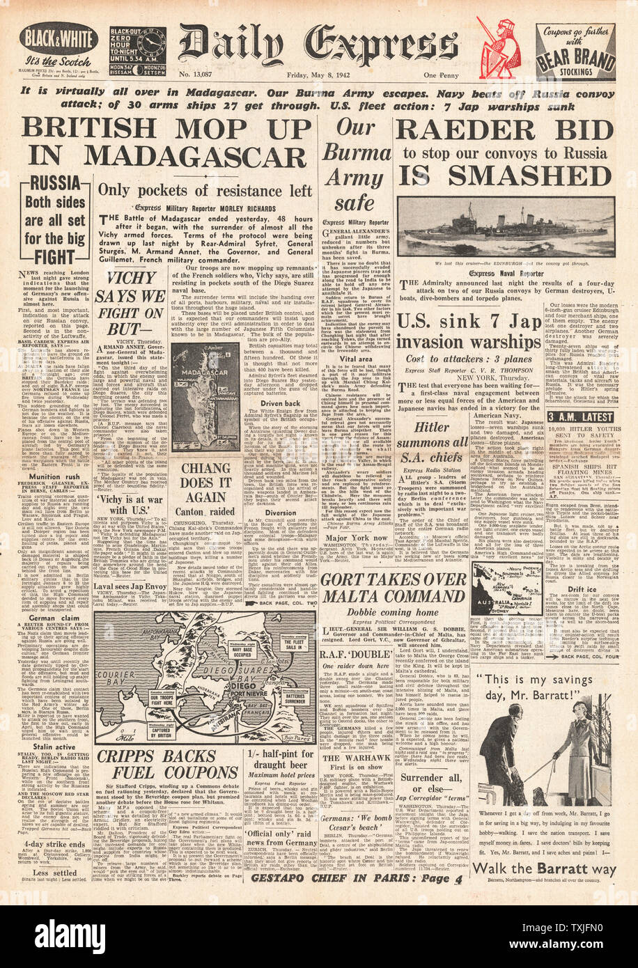1942 Front Page Daily Express Schlacht für Madagaskar, Schlacht im Korallenmeer und Angriffe auf arktischer Konvois Stockfoto