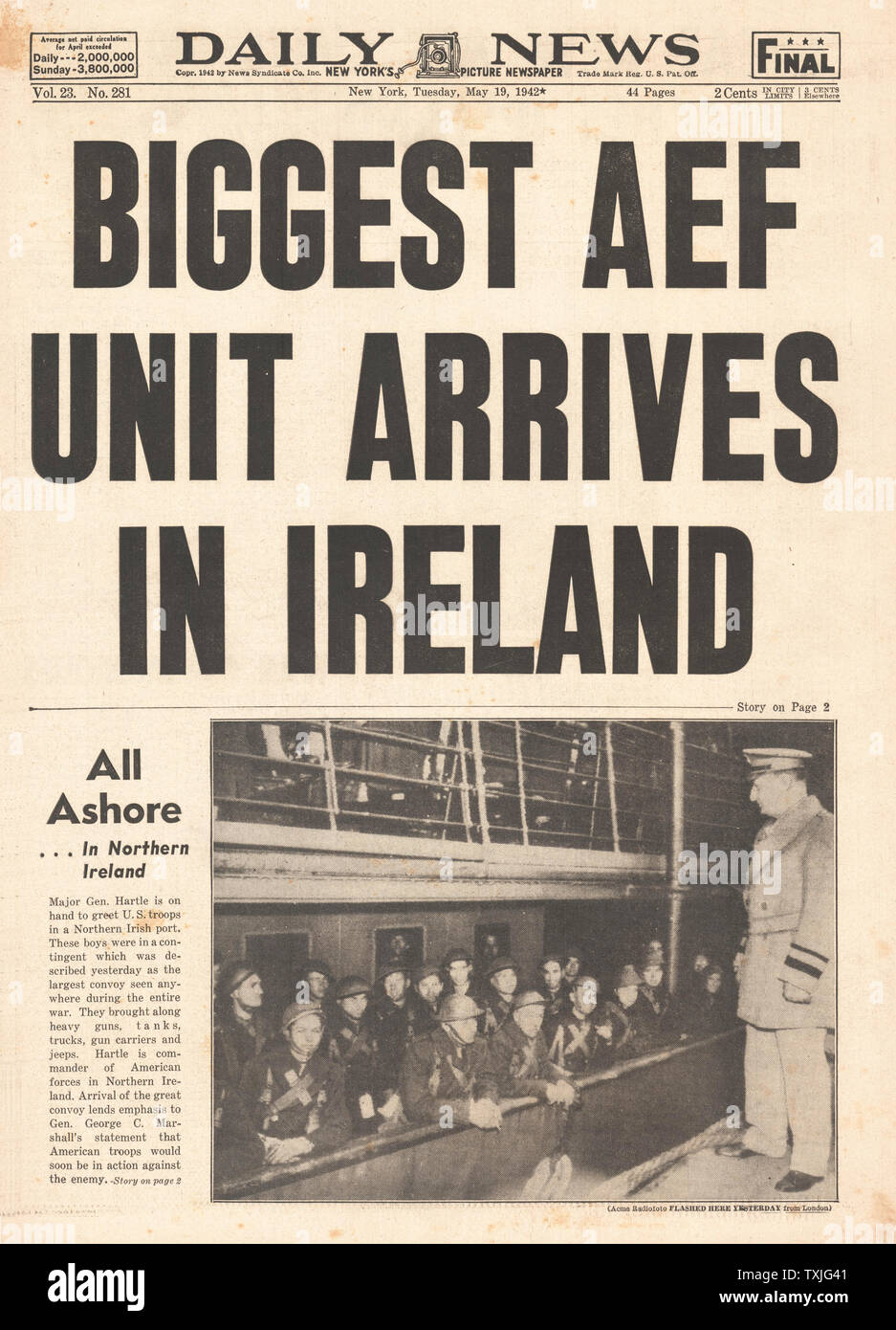 1942 Front Page Daily News New York mehr amerikanische Truppen in Nordirland Stockfoto