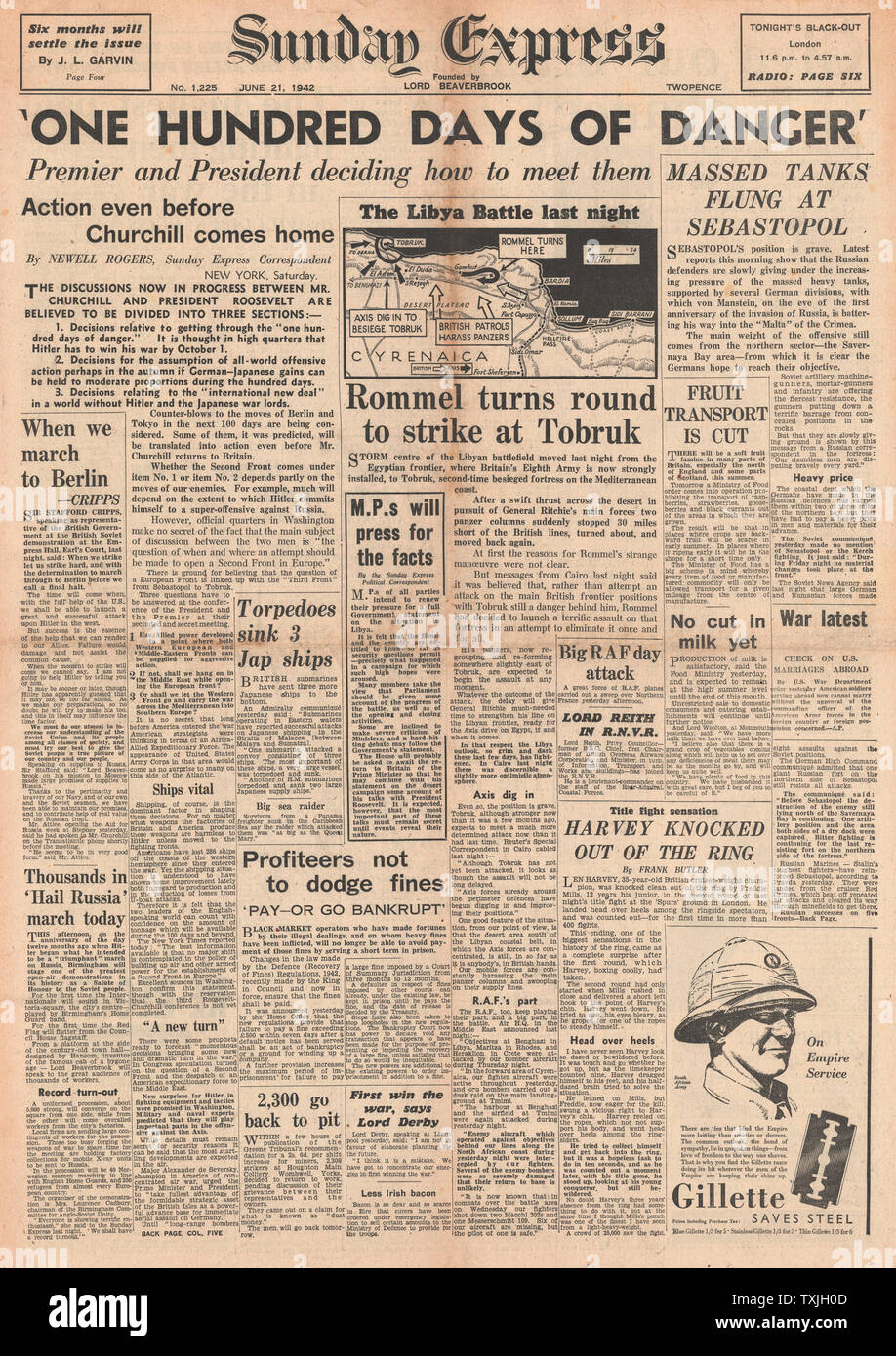 1942 Titelseite Sonntag-Express-Schlacht um Tobruk und Sebastapol Stockfoto