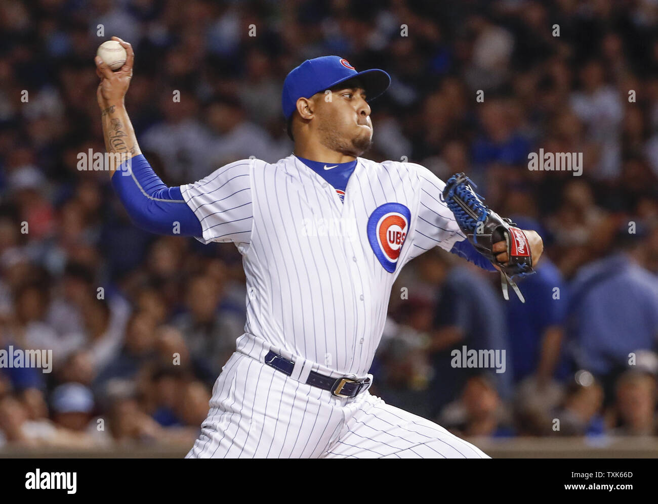 Chicago Cubs relief Pitcher Hector Rondón liefert gegen die Cincinnati Reds im sechsten Inning bei Wrigley Field am 16. Mai in Chicago 2017. Foto von Kamil Krzaczynski/UPI Stockfoto