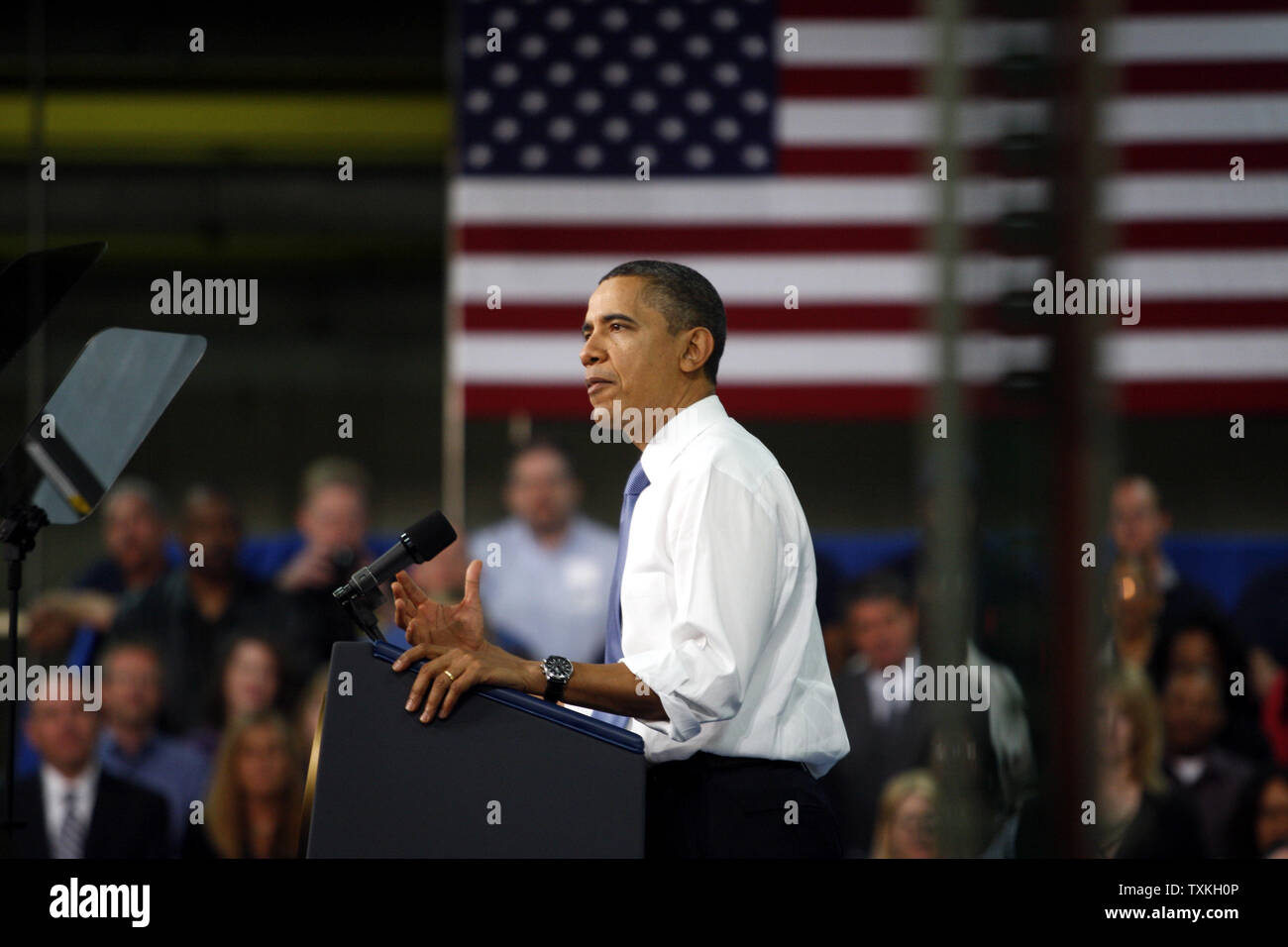 Us-Präsident Barack Obama spricht von der Energie, die bei der Daimler Trucks North America Freightliner Werk in Mount Holly, North Carolina am 7. März 2012. UPI/Nell Redmond. Stockfoto