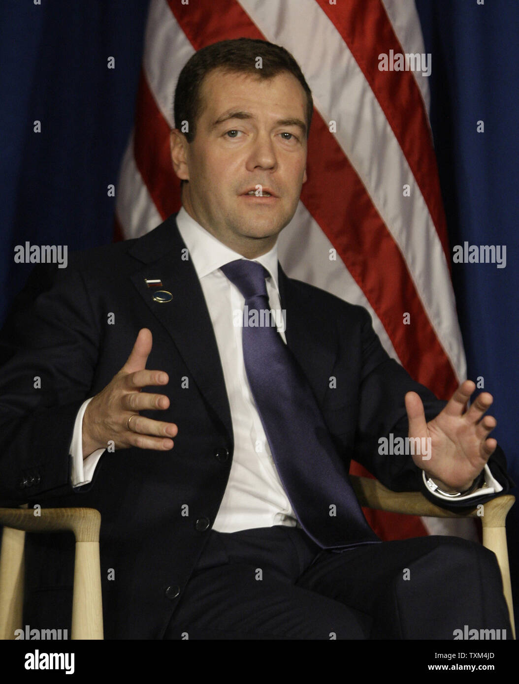 Der russische Präsident Dmitri Medwedew spricht ein Treffen mit US-Präsident Barack Obama auf der Klimakonferenz der Vereinten Nationen in Kopenhagen, Dänemark, am 18. Dezember 2009. UPI/Anatoli Zhdanov Stockfoto