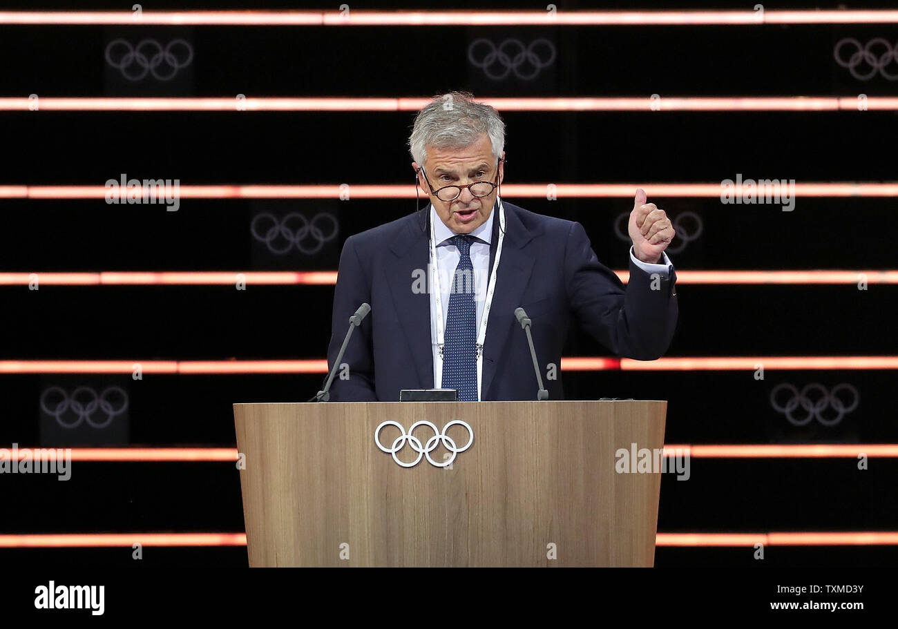 Lausanne, Schweiz. 25. Juni 2019. Juan Antonio Samaranch jr., Vizepräsident des Internationalen Olympischen Komitees (IOC) macht einen Bericht über die Aktivitäten von Peking 2022 Bei der 134 IOC-Sitzung in Lausanne, Schweiz, 25. Juni 2019. Quelle: Cao kann/Xinhua/Alamy leben Nachrichten Stockfoto