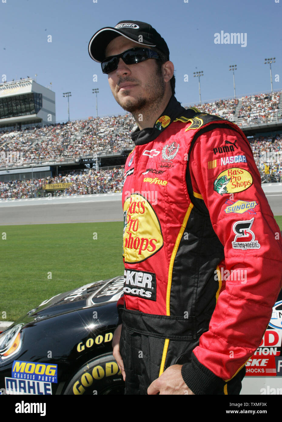 Martin Truex Jr. wartet auf den Beginn der NASCAR Nationwide Series Camping World 300 auf dem Daytona International Speedway in Daytona Beach, Florida, am 16. Februar 2008. (UPI Foto/Martin Fried) Stockfoto