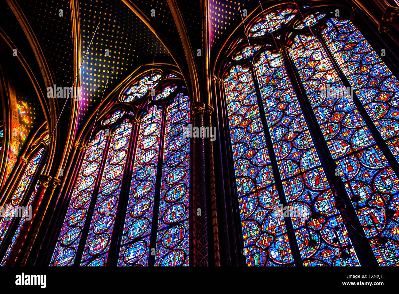 Innenraum von St. Chapelle in Paris Stockfoto
