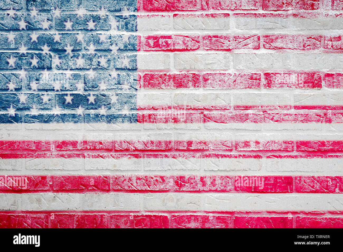 Amerikanische Flagge grunge Street Art Hintergrund Spray auf strukturierte Urban Mauer gemalt Stockfoto