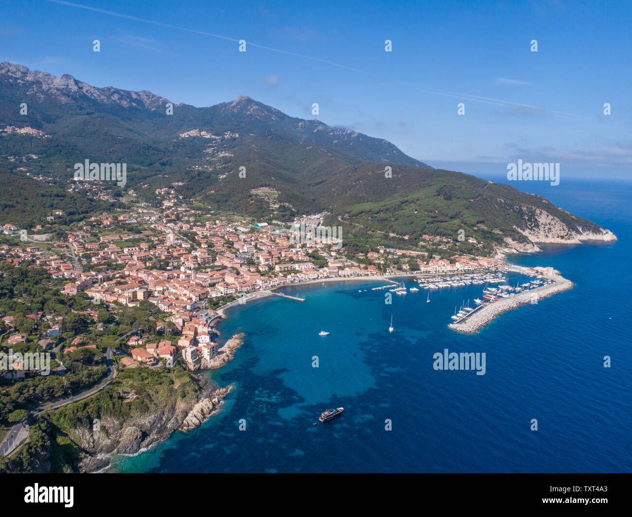 Italienische Meer, Insel Elba. Toskana, Italien. Dorf Marciana Marina Stockfoto