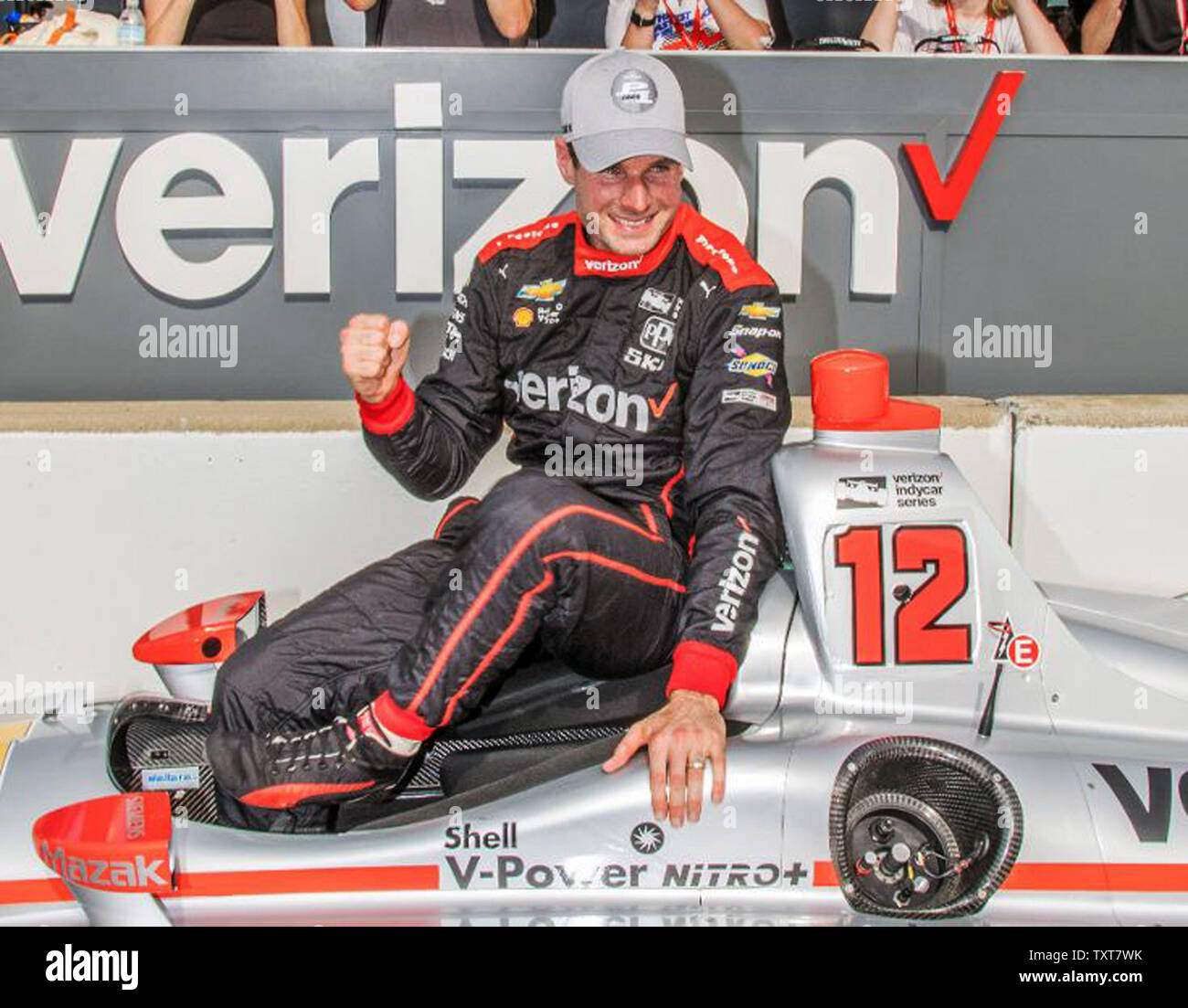 Wird Power feiert den Gewinn der Pole Position beim Grand Prix von Indianapolis Qualifikationen auf dem Indianapolis Motor Speedway am 11. Mai 2018 in Indianapolis, Indiana. Power ist ein zwei Mal Sieger des Indy GP. Foto von Ed Locke/UPI Stockfoto