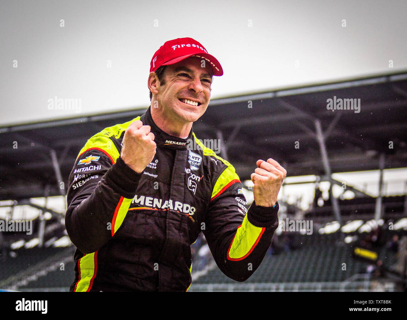 Simon Pagenaud feiert nach seinem Sieg 2019 IndyCar Grand Prix, am 11. Mai 2019 in Indianapolis, Indiana. Foto von Edwin Locke/UPI Stockfoto