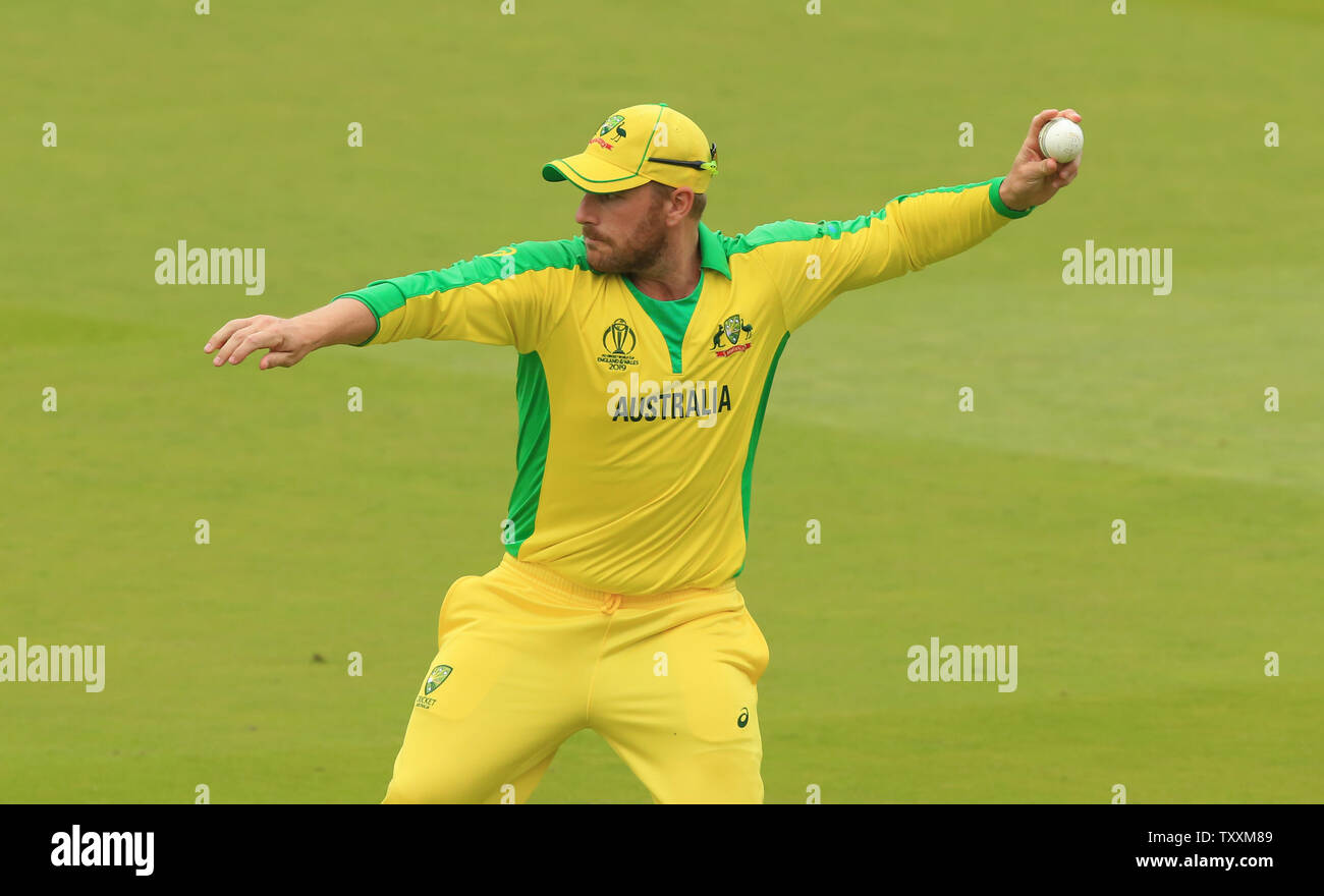 London, Großbritannien. 25. Juni 2019. Aaron Finch von Australien während des England v Australia, ICC Cricket World Cup Match, an den Lords in London, England. Credit: Cal Sport Media/Alamy leben Nachrichten Stockfoto