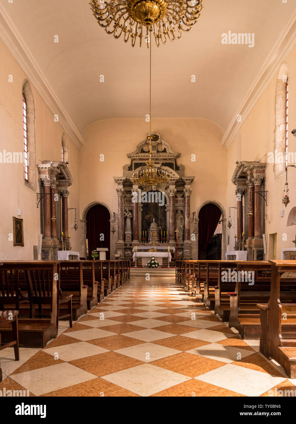 St. Franziskus Kirche im Franziskanerkloster von Zadar in Kroatien Stockfoto