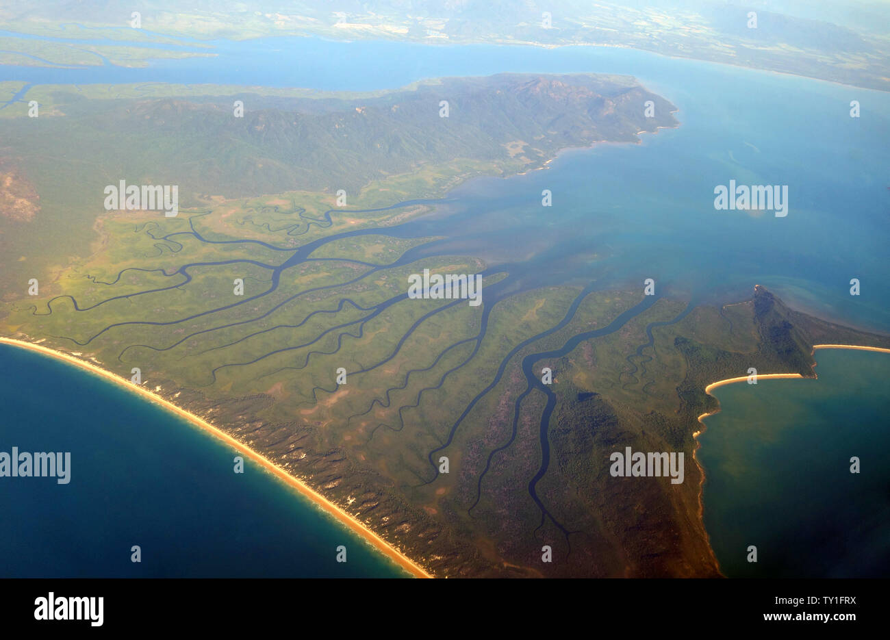 Mangrove Nebenflüsse der Mission Bay, Hinchinbrook Island National Park, Queensland, Australien Stockfoto