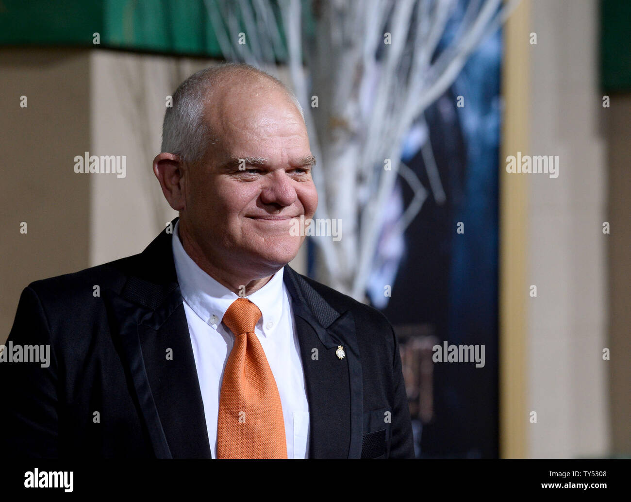 Schauspieler Mark Hadlow besucht die Premiere des Motion picture Fantasy' The Hobbit: Die Schlacht der Fünf Heere" bei TCL Chinese Theatre in Hollywood" in Los Angeles am 9. Dezember 2014. Storyline: Bilbo und die Unternehmen sind gezwungen, in einem Krieg gegen eine Reihe von Kombattanten zu engagieren und die erschreckende Smaug vom Erwerb eines Königreichs Schatz und Auslöschung allen Mittelerde halten, im dritten einer Trilogie von Filmen auf der Basis von JRR Tolkien's Roman 1937. UPI/Jim Ruymen Stockfoto