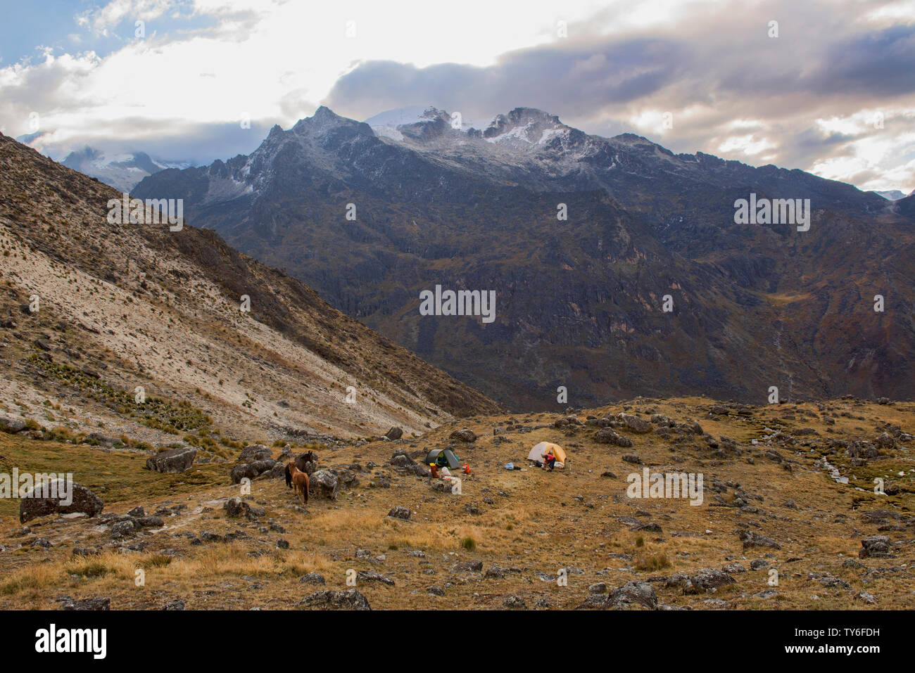 High Camp, Cordillera Real Traverse, Bolivien Stockfoto