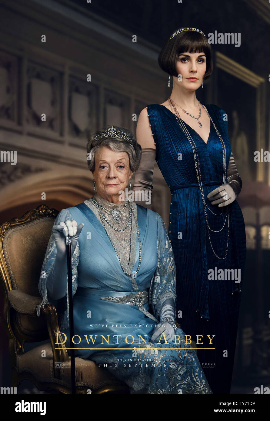 Erscheinungsdatum: September 20, 2019 Title: Downton Abbey STUDIO: Focus Features Regie: Michael Engler PLOT: Aus der Hit-TV-Serie Downton Abtei angepasst, erzählt die Geschichte der Familie von Crawley, ein wohlhabender Besitzer eines großen Immobilien in der englischen Landschaft im frühen 20. Jahrhundert. STARRING: Maggie Smith als Violett Crawley, MICHELLE DOCKERY, wie Maria Crawley. (Bild: © Focus Features/Entertainment Bilder) Stockfoto