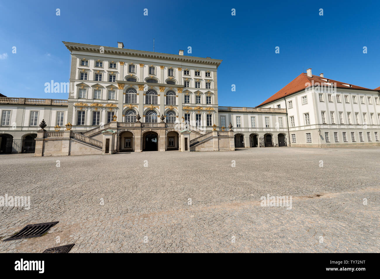 Schloss Nymphenburg (Schloss Nymphenburg die Burg der Nymphen) Es war