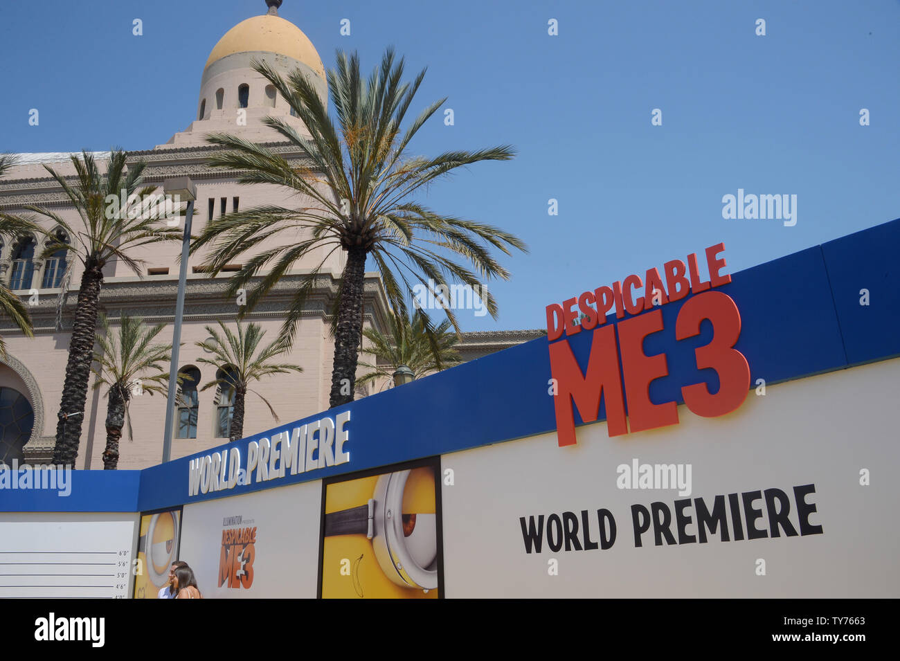 Die Ankunft der "espicable Mir 3' ist im Shrine Auditorium in Los Angeles  am 24. Juni 2017 gezeigt. Handlung: Eine geheimnisvolle Fremde zeigt sich  Gru zu informieren, daß er hat eine lange