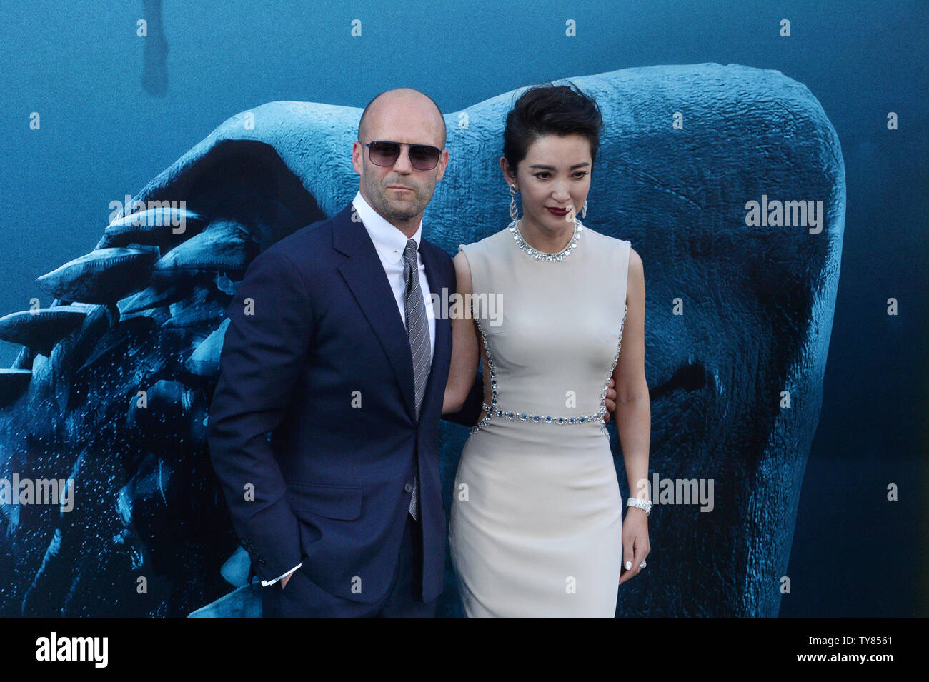 Warf Mitglied Li Bingbing Besucht Die Premiere Des Sci Fi Film Thriller Meg Bei Tcl Chinese Theatre In Hollywood In Los Angeles Am 6 August 2018 Handlung Nach Der Flucht Ein Angriff Durch Das