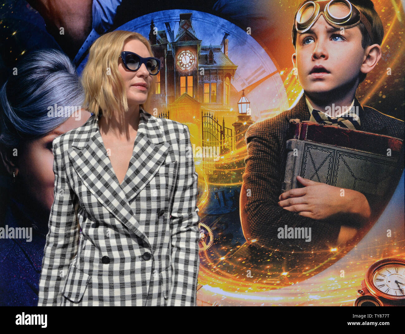 Warf Mitglied Cate Blanchett besucht die Premiere des sci-fi-film Komödie und Thriller' das Haus mit einer Uhr in seinen Mauern' an der TCL Chinese Theatre in Hollywood" in Los Angeles am 16. September 2018. Der Film erzählt die Geschichte eines jungen Waisen namens Lewis Barnavelt (Jack Black), der Aids seine magische Onkel bei der Suche nach einer Uhr mit der Macht über das Ende der Welt zu bringen. Foto von Jim Ruymen/UPI Stockfoto