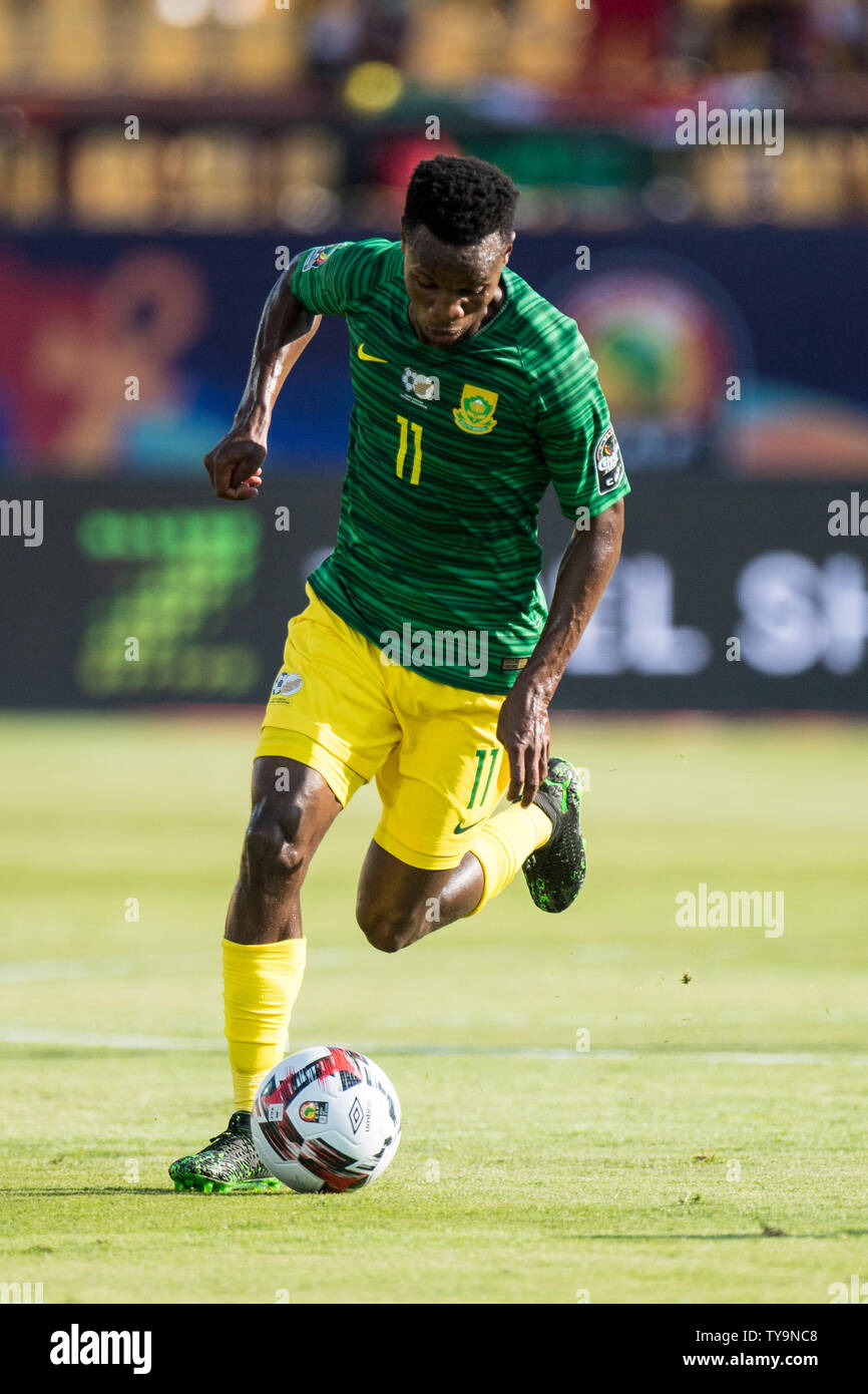 Kairo, Ägypten, 24. Juni: Themba Zwane von Südafrika während des 2019 Afrika Cup der Nationen 3D/3D Match zwischen Côte d'Ivoire und Südafrika an al-salam Stadion am 24. Juni 2019 in Kairo, Ägypten. (Foto von Sebastian Frej/MB Medien) Stockfoto