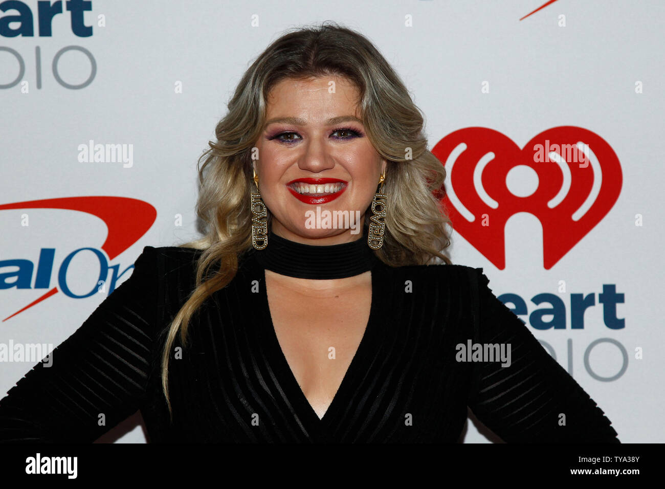 Interpret Kelly Clarkson kommt für die iHeartRadio Music Festival bei der T-Mobile Arena in Las Vegas, Nevada am 22. September 2018. Foto von James Atoa/UPI Stockfoto